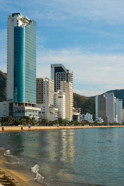 Hướng dẫn du lịch Nha Trang: Chọn khách sạn 5 sao Trần Phú sang trọng cho kỳ nghỉ hoàn hảo - thông tin du lịch phú quốc