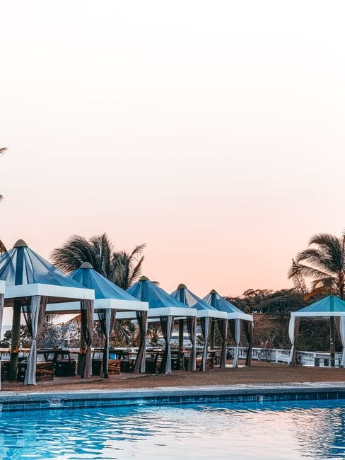 Top 4 khách sạn 5 sao Bắc Đảo có xe đưa đón tiện nghi cho kỳ nghỉ hoàn hảo