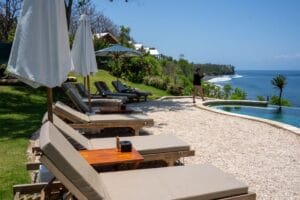 Top 8 Resort 5 sao Vinpearl có hồ bơi vô cực lý tưởng cho kỳ nghỉ gia đình 2025 - thông tin du lịch phú quốc