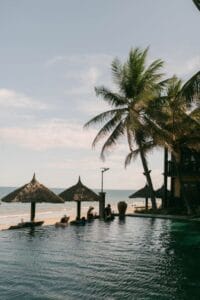 Top khách sạn 5 sao Nam Đảo có bãi biển riêng sang trọng và đẳng cấp nhất - Kinh Nghiệm Đặt Phòng